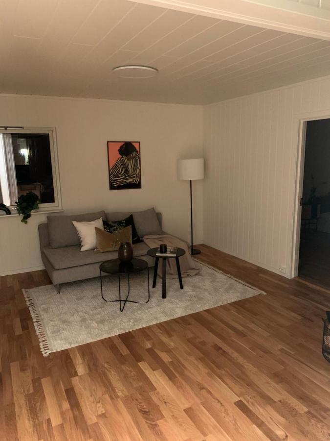 Apartment Fin Leilighet I Tromsdalen. Tromso
